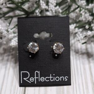 Swarovski Crystal Clear 2 CTW Stud Earrings Gold NEW Just Arrived!